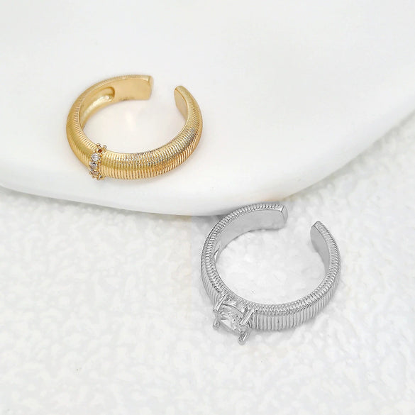 Wholesale Women's Copper Geometric Open Plain Ring With Electroplating For Lovers Stacked Wearing High Luxury Niche Style