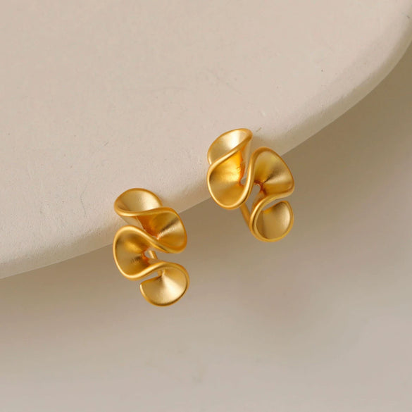Wholesale Women's Copper Geometric Silicone Ear Clip Earrings With Electroplating And Minimalist Design
