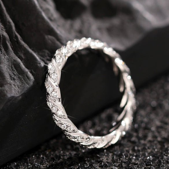 Wholesale Women's Copper Geometric Twist Woven Chain Ring Inlaid Zircon