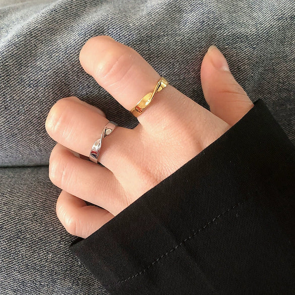 Wholesale Women's Copper Geometric Twisted Open Ring With Electroplating Design