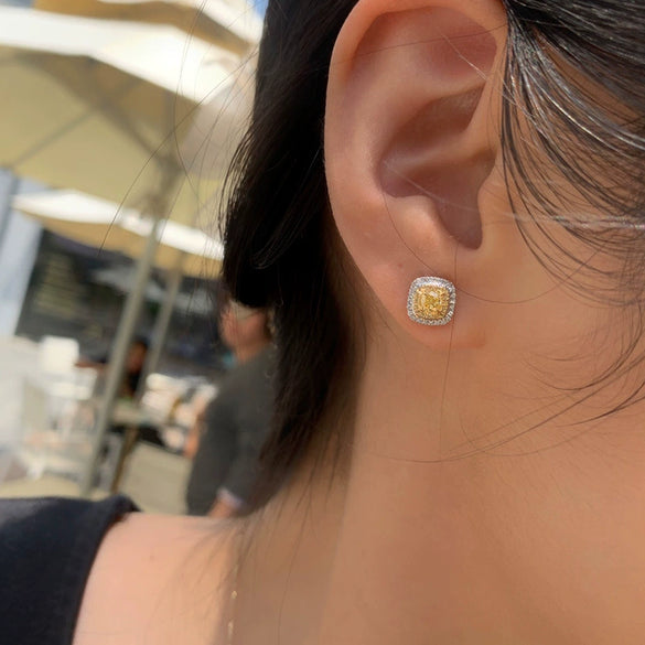 Wholesale Women's Copper Geometric Zircon Inlaid Stud Earrings Fashion Style