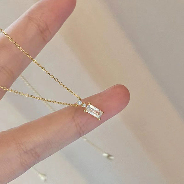 Wholesale Women's Copper Geometric Zircon Necklace With O Word Chain