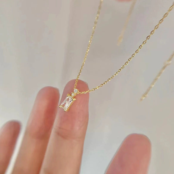 Wholesale Women's Copper Geometric Zircon Necklace With O Word Chain