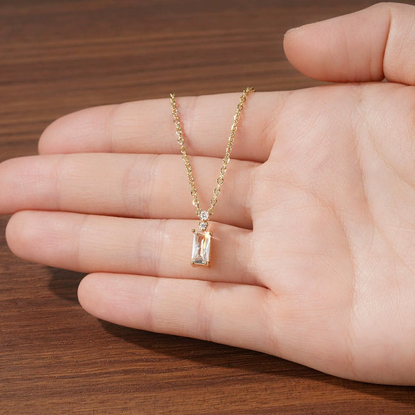 Wholesale Women's Copper Geometric Zircon Necklace With O Word Chain
