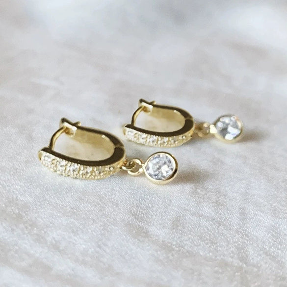 Wholesale Women's Copper Goldplated Earrings With Full Diamond Zircon And Geometric Design