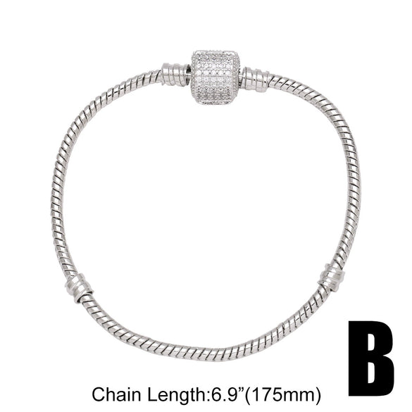 Wholesale Women's Copper Goldplated Geometric Letter Pendant Bracelet With Electroplating