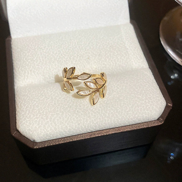 Wholesale Women's Copper Goldplated Geometric Opening Ring Jewelry