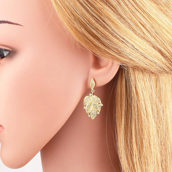 Wholesale Women's Copper Heart Shape Electroplating Earrings