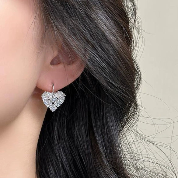 Wholesale Women's Copper Heart Shape Geometric Style Microinlaid Zircon Earrings Exquisite Jewelry