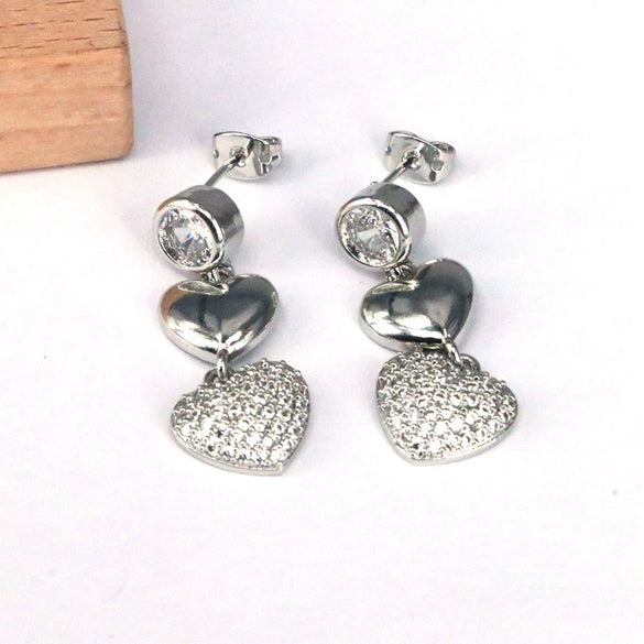 Wholesale Women's Copper Heart Shaped Love Zircon Earrings Electroplated