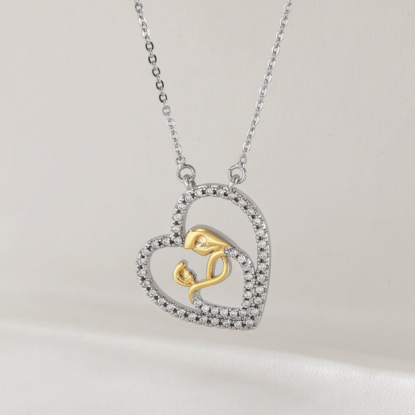 Wholesale Women's Copper Heartshaped Necklace With Electroplating And O Word Chain