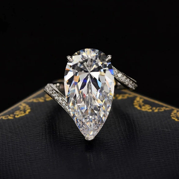 Wholesale Women's Copper Inlaid Zircon Dropshaped Ring