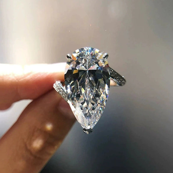 Wholesale Women's Copper Inlaid Zircon Dropshaped Ring