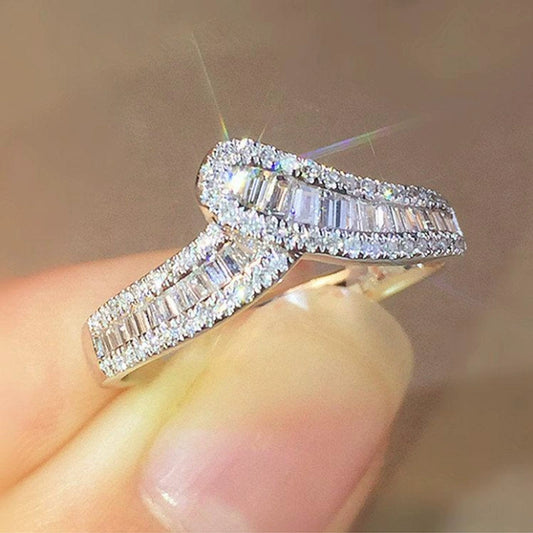 Wholesale Women's Copper Irregular Geometric Ushape Inlaid Diamond Ring Jewelry