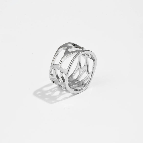 Wholesale Women's Copper Jewelry Light Luxury Style Irregular Hollow Ring With Electroplating