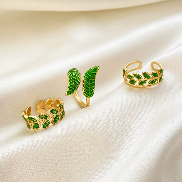 Wholesale Women's Copper Leaf Geometric Open Finger Ring With Electroplating