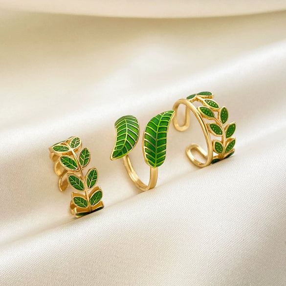 Wholesale Women's Copper Leaf Geometric Open Finger Ring With Electroplating