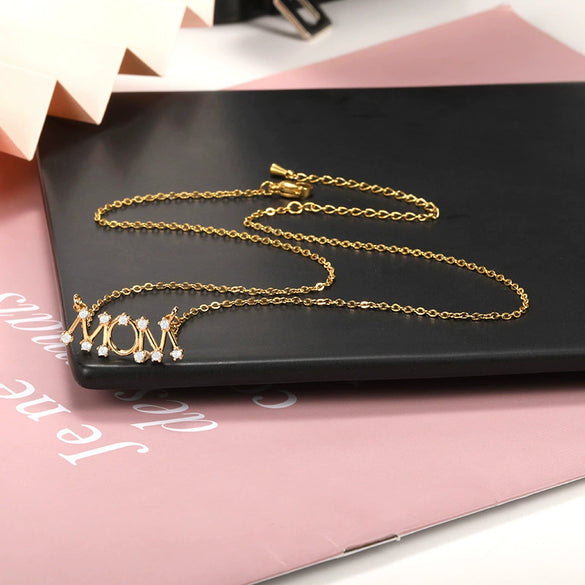 Wholesale Women's Copper Letter Necklace Jewelry