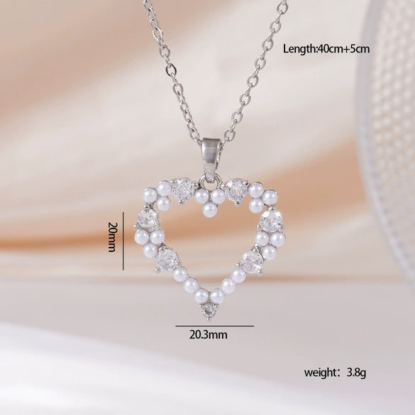 Wholesale Women's Copper Necklace With Heart Shape Pendant Inlaid With Mixed Gemstone And Zircon In Light Luxury Style And Electroplated