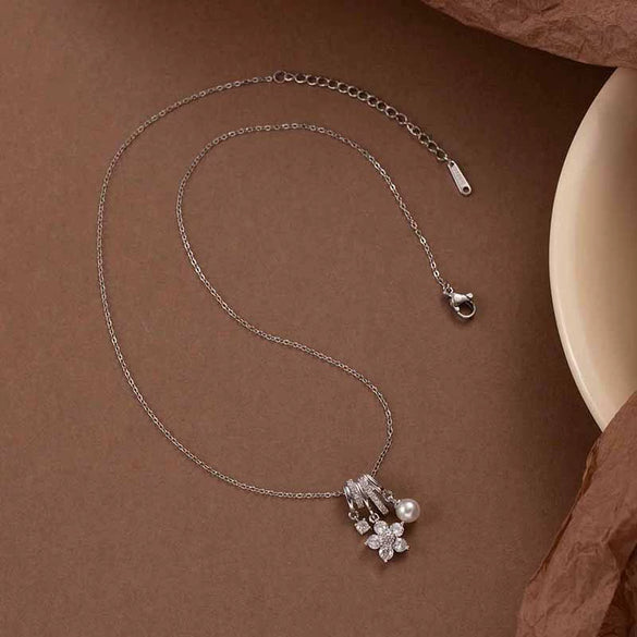 Wholesale Women's Copper O Word Chain Flower Shaped Mixed Gemstone Setting Electroplated Zircon Necklace
