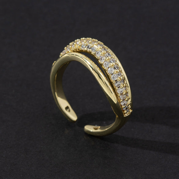 Wholesale Women's Copper Open Ring With Vintage Carved Geometric Pattern And Microinlaid Diamond Electroplated