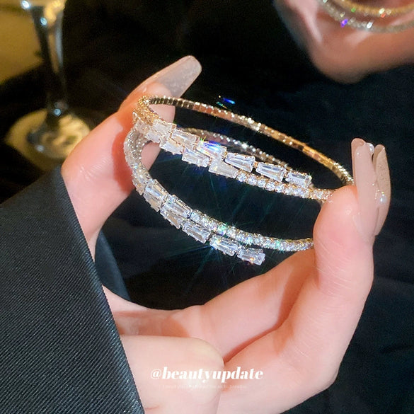 Wholesale Women's Copper Open Round Zircon Geometric Light Luxury Fashion Bracelet