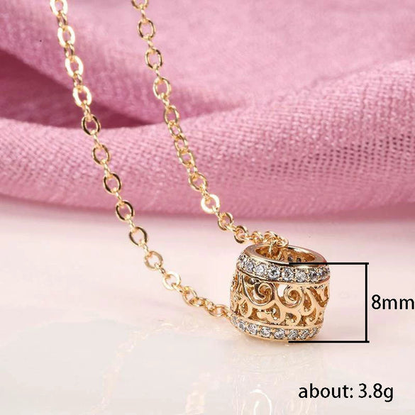 Wholesale Women's Copper Pendant Necklace With Mixed Gem Inlay Leaves Wave Pattern Hollowout Design Ochain