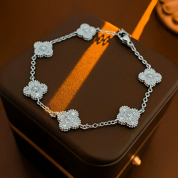 Wholesale Women's Copper Plastic Zircon Fritillary Flower Geometric Style High Sense Electroplated Bracelet