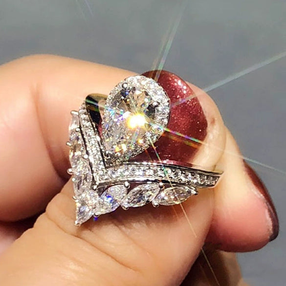Wholesale Women's Copper Plated Platinum Drop Shaped Zircon Inlaid Engagement Ring