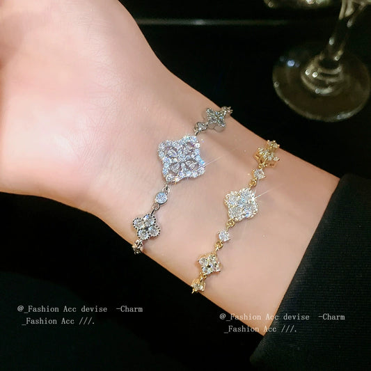 Wholesale Women's Copper Real Gold Electroplated Zircon Inlaid Flower Bracelet