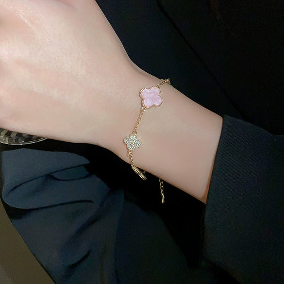 Wholesale Women's Copper Real Gold Electroplated Zircon Inlaid Geometric Flower Bracelet Sweet Style