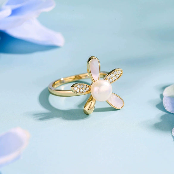 Wholesale Women's Copper Real Pearl Butterfly Ring With Geometric And Insect Pattern Electroplated