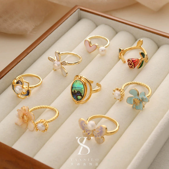 Wholesale Women's Copper Real Pearl Butterfly Ring With Geometric And Insect Pattern Electroplated