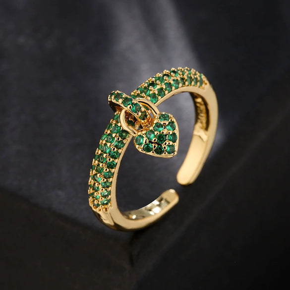 Wholesale Women's Copper Retro Ring With Geometric Pattern And Microinlaid Zircon In Heart Shape