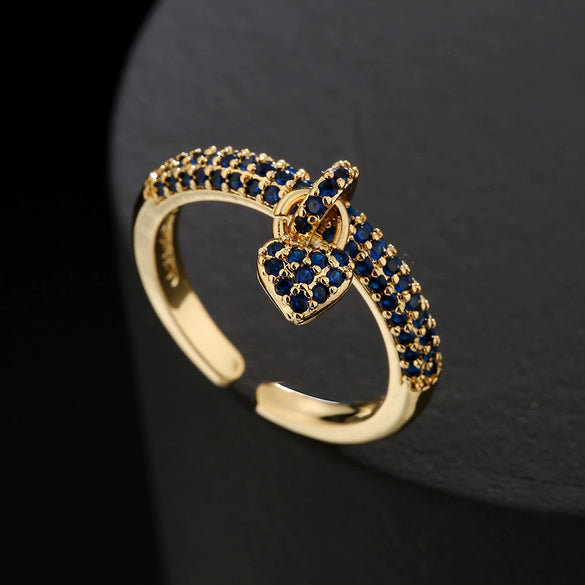 Wholesale Women's Copper Retro Ring With Geometric Pattern And Microinlaid Zircon In Heart Shape