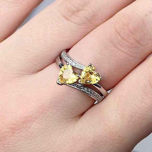 Wholesale Women's Copper Ring With Double Heart Shape And Inlaid Zircon Platinum Plated