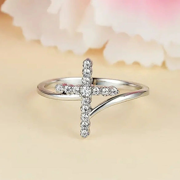 Wholesale Women's Copper Ring With Geometric Design And Zirconia Treatment