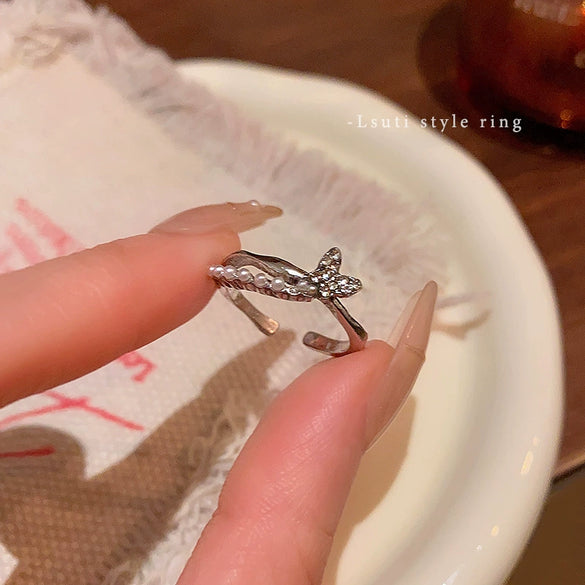 Wholesale Women's Copper Ring With Geometric Heart Shape Flower And Bow Patterns Retro Niche Design Electroplating Process