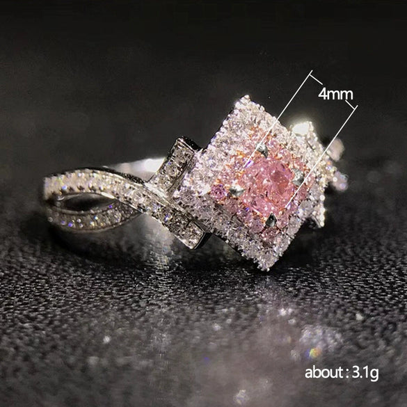 Wholesale Women's Copper Ring With Geometric Pattern And Zircon
