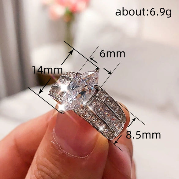 Wholesale Women's Copper Ring With Geometric Style And Inlaid Zircon