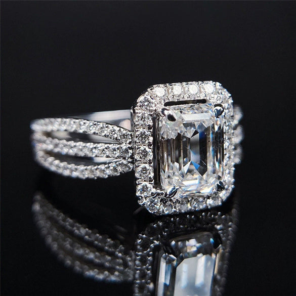 Wholesale Women's Copper Ring With Geometric Zircon Design