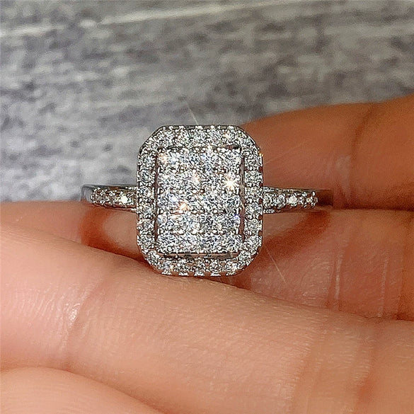 Wholesale Women's Copper Silverplated Ring With Full Diamond Zircon And Geometric Design