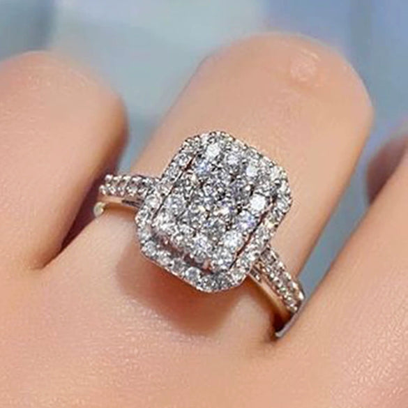 Wholesale Women's Copper Silverplated Ring With Full Diamond Zircon And Geometric Design