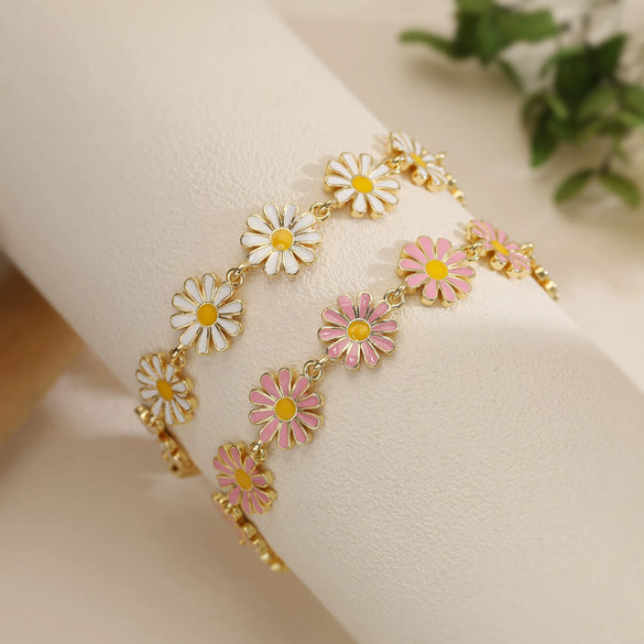 Wholesale Women's Copper Sweet Style Flower Shape Oil Dropping Bracelet