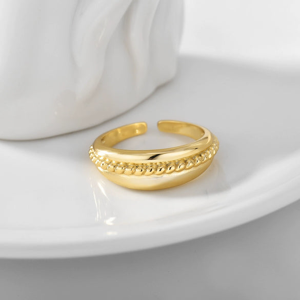 Wholesale Women's Copper Twist Wavy Open Finger Ring With Electroplating