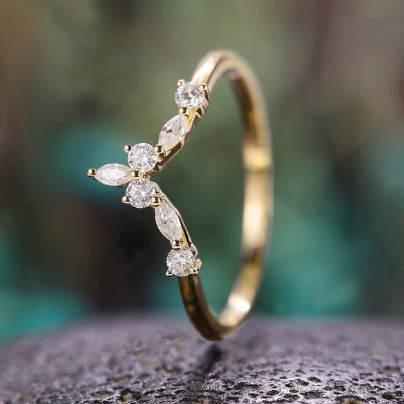 Wholesale Women's Copper Vshaped Horse Eye Zircon Geometric Ring