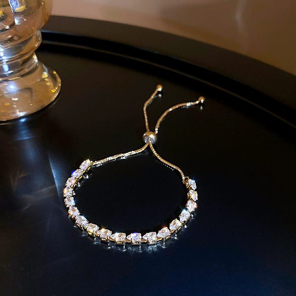 Wholesale Women's Copper Water Drop Geometric Zircon Inlaid Pull Out Bracelet With Light Luxury And High Sense Design