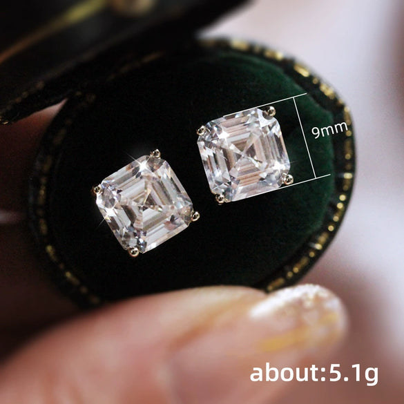 Wholesale Women's Copper Zircon Earrings With Geometric Design Classic Style Imitation Green Crystal