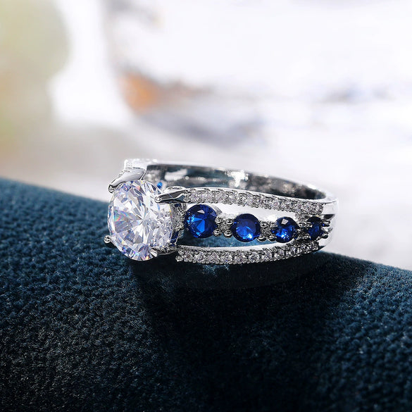 Wholesale Women's Copper Zircon Geometric Hollow Ring Jewelry