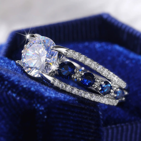 Wholesale Women's Copper Zircon Geometric Hollow Ring Jewelry